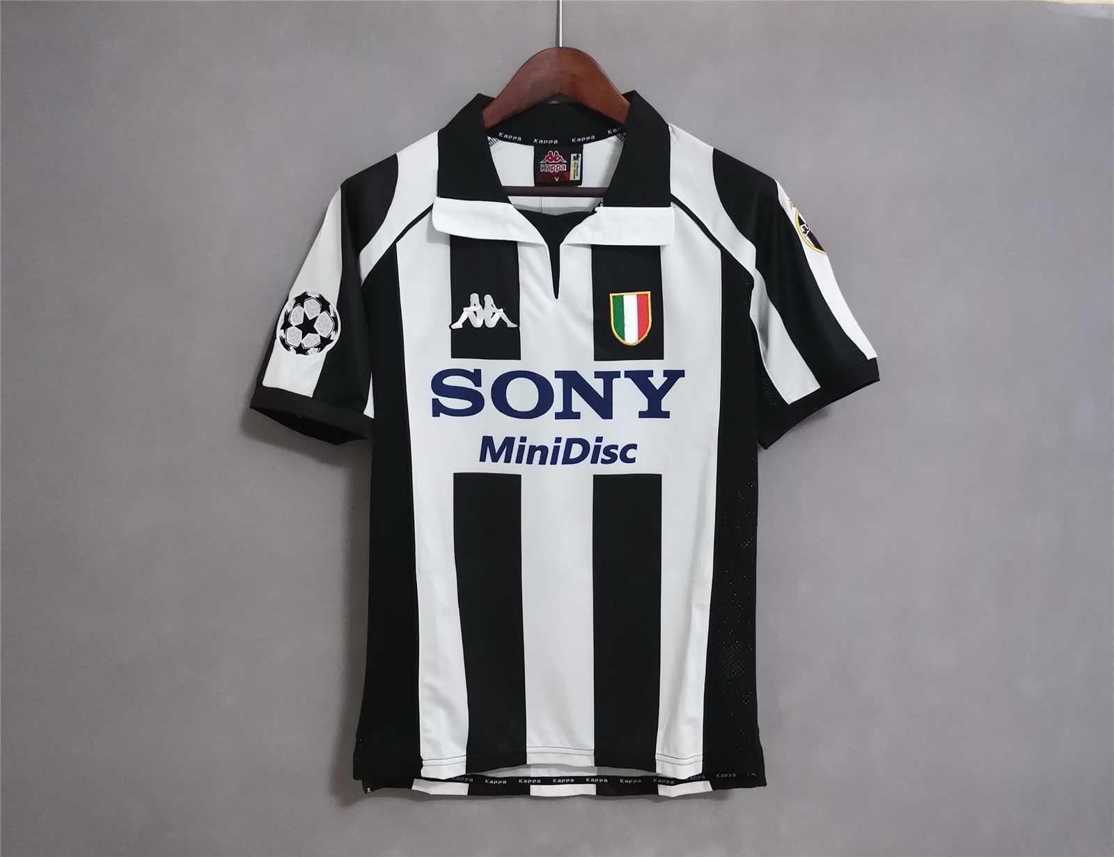 Juventus 2012 + Juventus 1998 + Juventus 1996